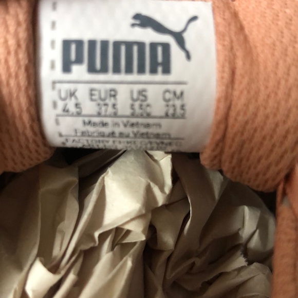 Puma Vikky Platform Ribbon Jr sneaker, sz 5.5 childrens, 6.5 adult woman’s, NWT - Picture 6 of 6